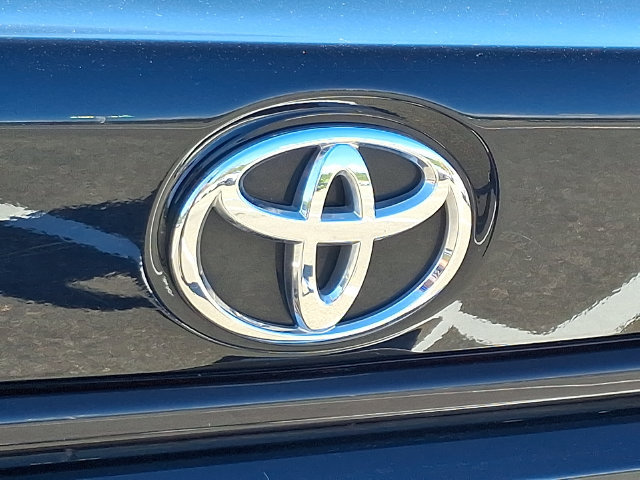 Used 2024 Toyota Corolla LE FWD image 28