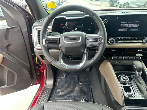 New 2026 GMC Canyon Denali AWD/4WD image 14