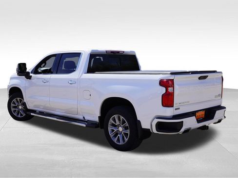 Certified 2021 Chevrolet Silverado 1500 High Country w/ Technology Package image 7