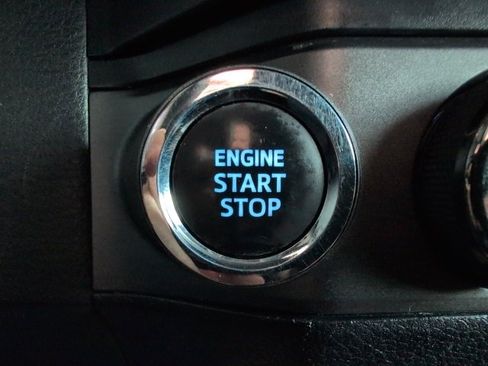 Used 2023 Toyota Tacoma TRD Off-Road image 37