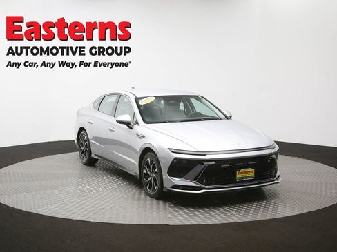 Used 2025 Hyundai Sonata SEL FWD image 50
