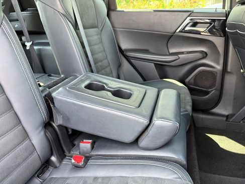 Used 2022 Mitsubishi Outlander SEL Black Edition AWD/4WD image 38