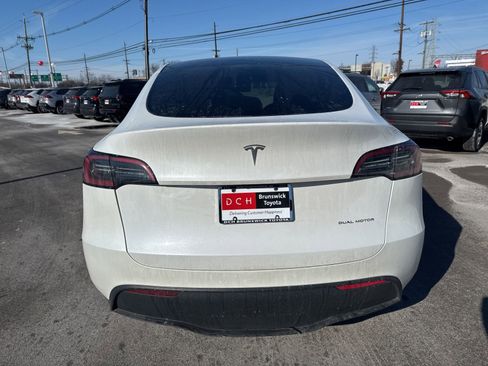 Used 2024 Tesla Model Y Long Range image 6