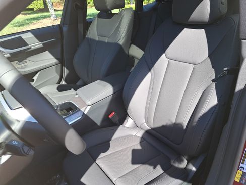 New 2025 BMW i4 eDrive40 w/ Premium Package image 16