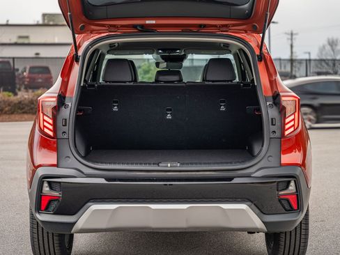 Used 2024 Kia Seltos S image 18