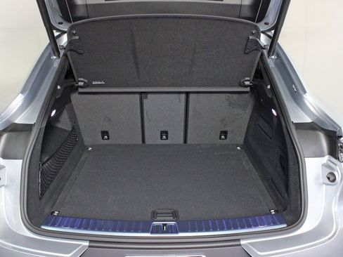 Used 2025 Porsche Cayenne image 14