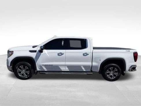 Used 2019 GMC Sierra 1500 SLT w/ X31 Off-Road Package AWD/4WD image 4