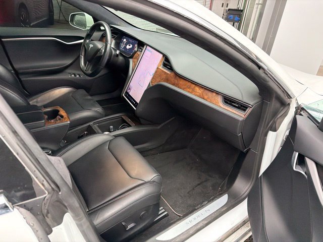 Used 2020 Tesla Model S Long Range AWD/4WD image 9