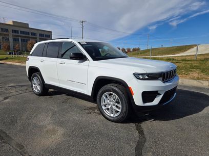 New 2025 Jeep Grand Cherokee Laredo X