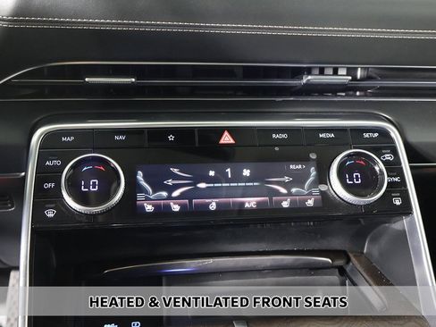 Used 2024 Genesis GV80 3.5T image 8