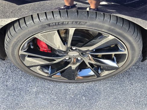 Used 2023 Genesis G70 3.3T w/ Sport Prestige Package image 10