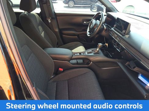 Used 2024 Honda HR-V Sport image 9