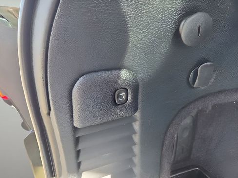 Used 2017 Jeep Grand Cherokee Limited 75th Anniversary image 37