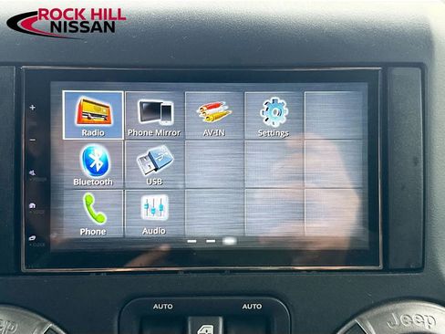 Used 2018 Jeep Wrangler Unlimited Sport S image 13