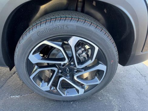 New 2026 Chevrolet Trax RS w/ Driver Confidence Package FWD image 30