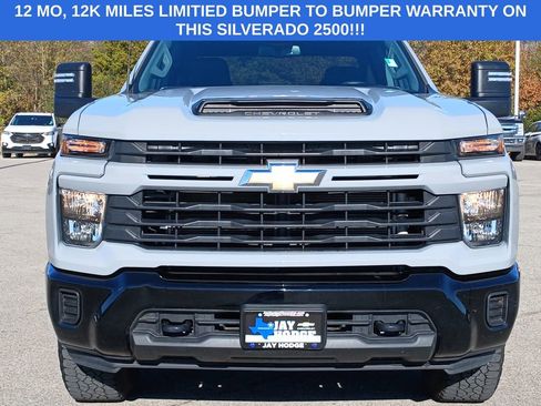 Used 2024 Chevrolet Silverado 2500 Custom w/ Custom Value Package image 32