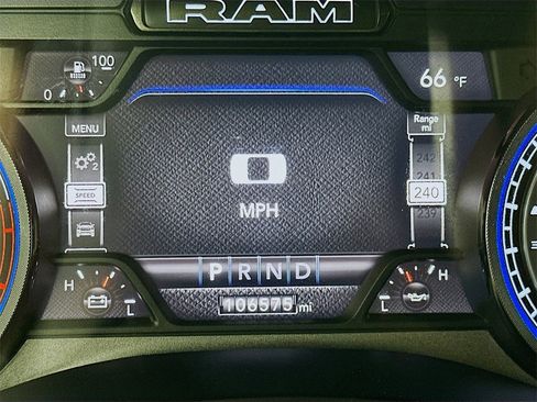 Used 2022 RAM 2500 Limited image 15