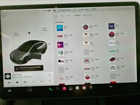 Used 2022 Tesla Model 3 Long Range AWD/4WD image 18