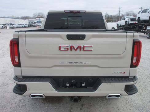 New 2026 GMC Sierra 1500 AT4 w/ AT4 Premium Package image 6