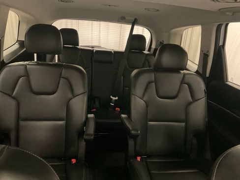 Used 2025 Kia Telluride S AWD/4WD image 34