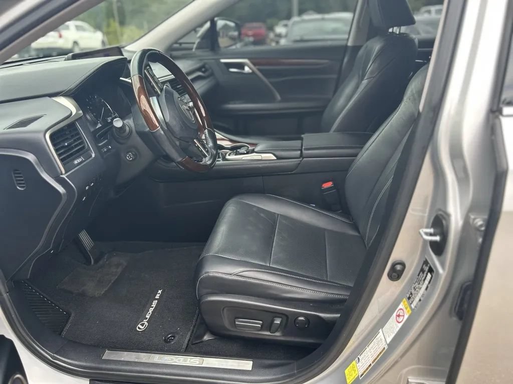 Used 2018 Lexus RX 350L FWD image 4