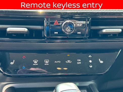 Certified 2026 Nissan Kicks SR w/ Cold Weather Package AWD/4WD image 19