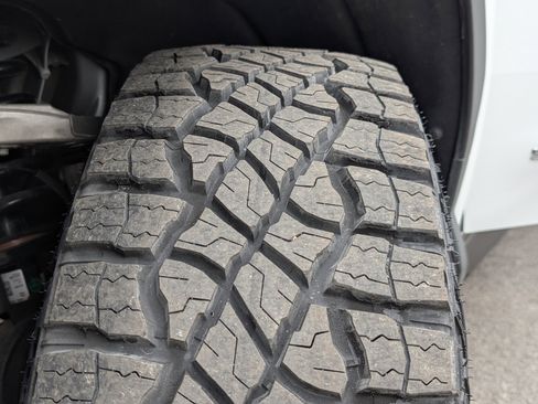 Used 2024 Chevrolet Silverado EV W/T image 30