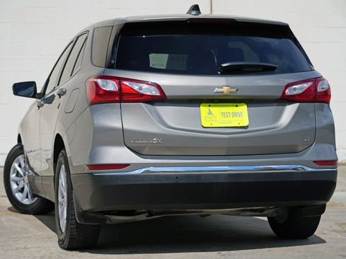 Used 2018 Chevrolet Equinox LT FWD image 5