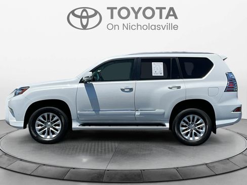 Used 2018 Lexus GX 460 Premium w/ Premium Package AWD/4WD image 3