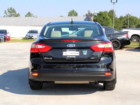 Used 2012 Ford Focus SEL image 6