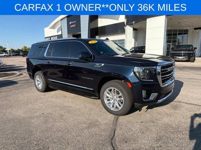 Used 2022 GMC Yukon XL SLT w/ SLT Luxury Package AWD/4WD image 2