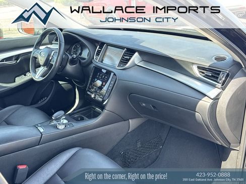 Used 2019 INFINITI QX50 Luxe w/ Navigation Package AWD/4WD image 38
