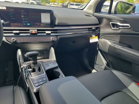 New 2026 Kia Sportage SX FWD image 11