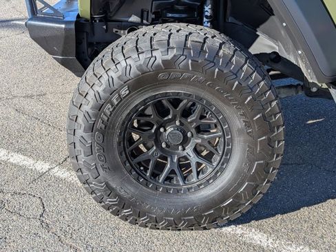 Used 2021 Jeep Wrangler Unlimited Rubicon image 9