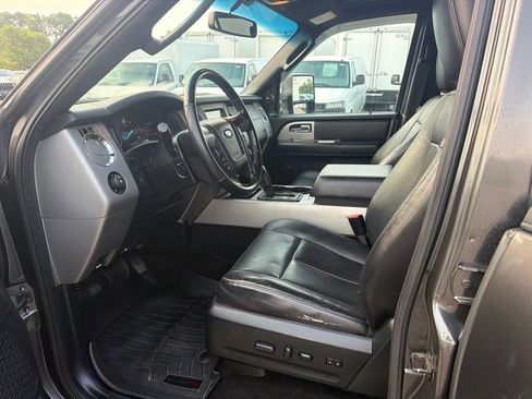 Used 2016 Ford Expedition EL XLT w/ Equipment Group 202A AWD/4WD image 25