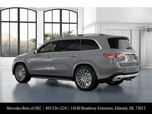 New 2026 Mercedes-Benz GLS 580 4MATIC image 30