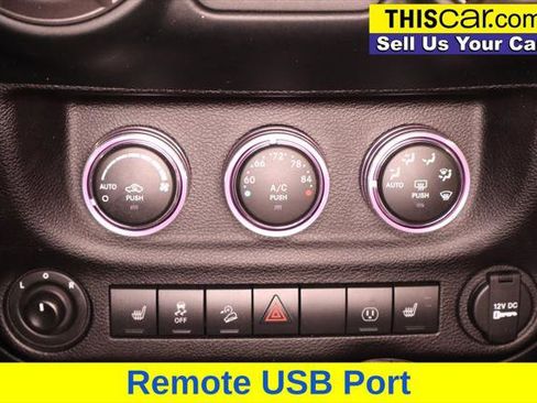 Used 2018 Jeep Wrangler Unlimited Sahara image 22