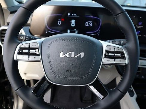 New 2025 Kia Telluride S image 32