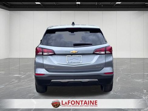 Used 2024 Chevrolet Equinox LT AWD/4WD image 4