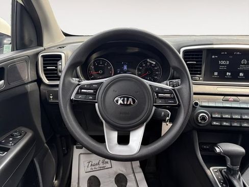 Used 2021 Kia Sportage LX AWD/4WD image 12