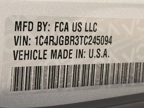 New 2026 Jeep Grand Cherokee Limited RWD image 38