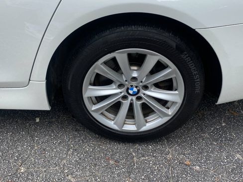 Used 2015 BMW 528i xDrive Sedan AWD/4WD image 9