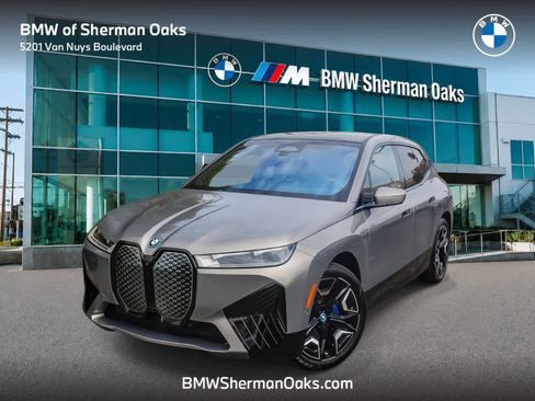 Used 2024 BMW iX xDrive50 w/ Sport Package AWD/4WD image 1