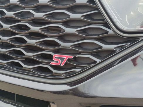 Used 2022 Ford Explorer ST w/ Equipment Group 401A image 10