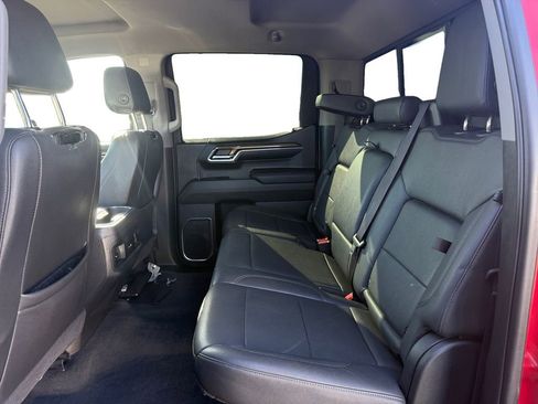 Used 2023 Chevrolet Silverado 1500 LT Trail Boss w/ Convenience Package II image 16