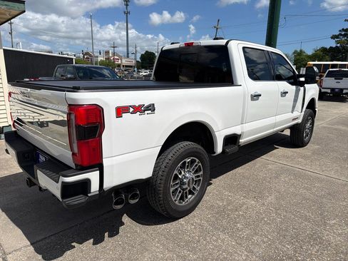 Used 2024 Ford F250 Limited w/ FX4 Off-Road Package image 8