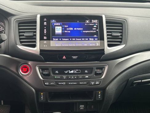 Used 2018 Honda Pilot EX-L image 19