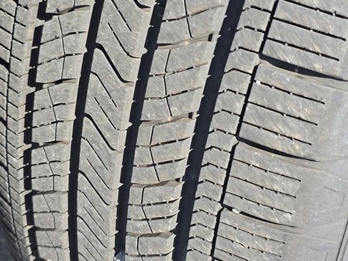 Used 2025 Honda Pilot EX-L image 14