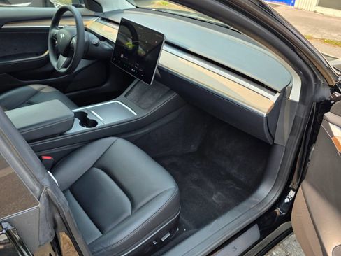 Used 2023 Tesla Model 3 Standard Range RWD image 12