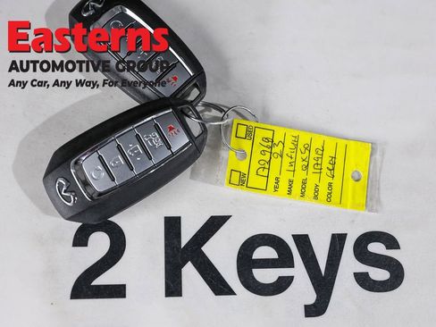 Used 2023 INFINITI QX50 Luxe AWD/4WD image 28